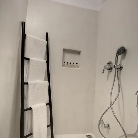Aspries Apartment
